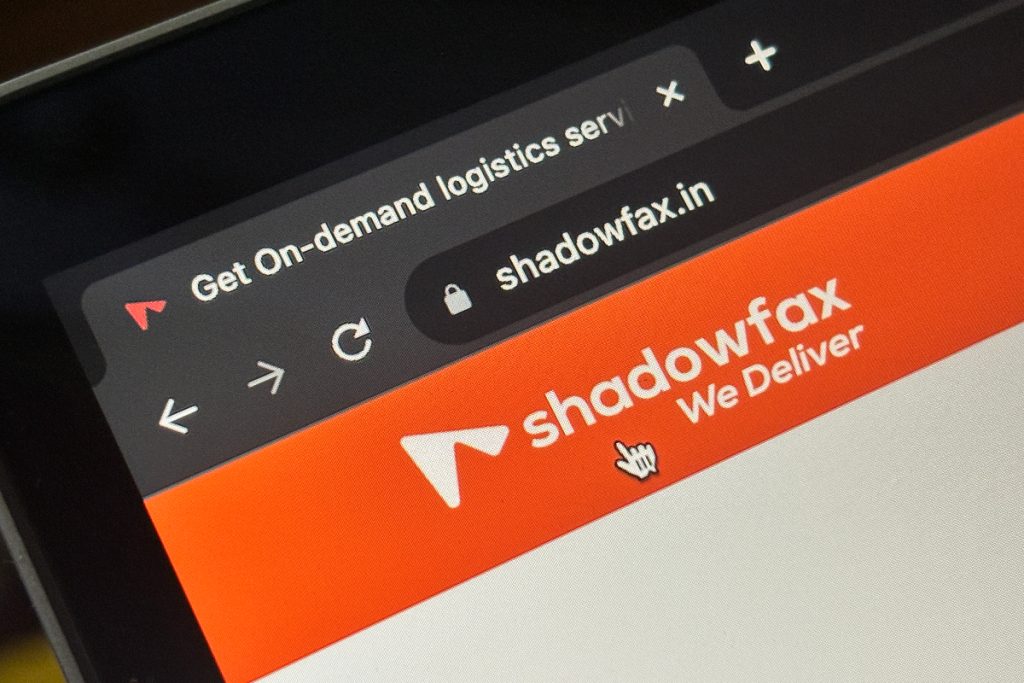 India’s Shadowfax slips on listing, as client concentration spooks investors India’s Shadowfax slips on listing, as client concentration spooks investors