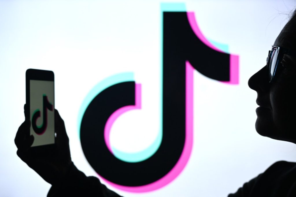 TikTok down for some in US, thanks to second Oracle outage since sale TikTok logo
