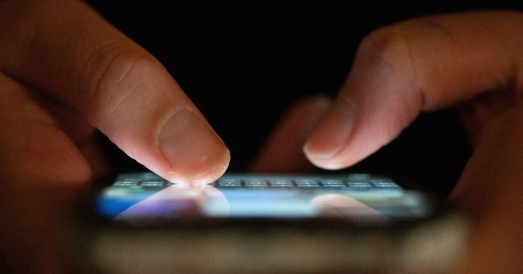 Give Your Phone a Huge (and Free) Upgrade by Switching to Another Keyboard