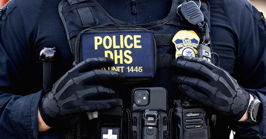 Congress Turns Up Pressure on DHS Over Palantir’s Role in Immigration Crackdown