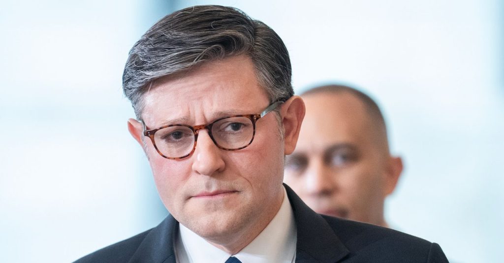 Republican Mutiny Sinks Trump's Push to Extend Warrantless Surveillance