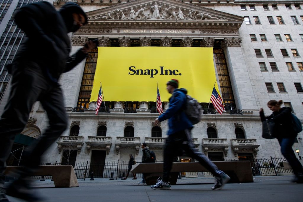Snap banner at NY stock exchange
