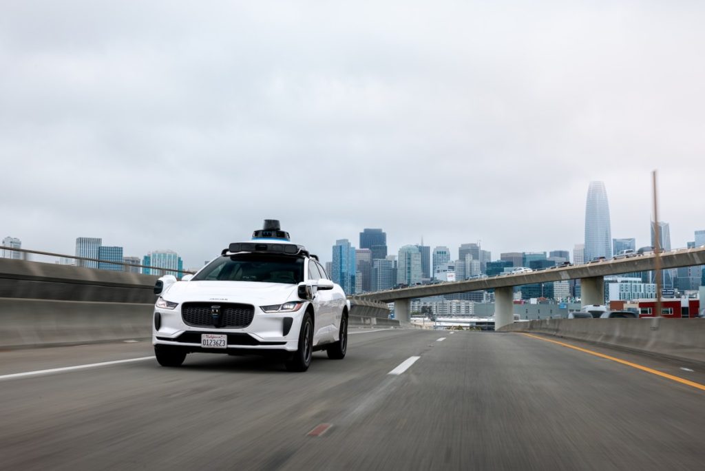 WAYMO on SF freeway