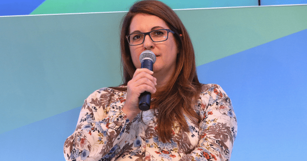 Microsoft Ad Chief Kya Sainsbury-Carter Departs; LinkedIn’s Matt Derella Takes Over Microsoft Ad Chief Kya Sainsbury-Carter Departs; LinkedIn's Matt Derella Takes Over